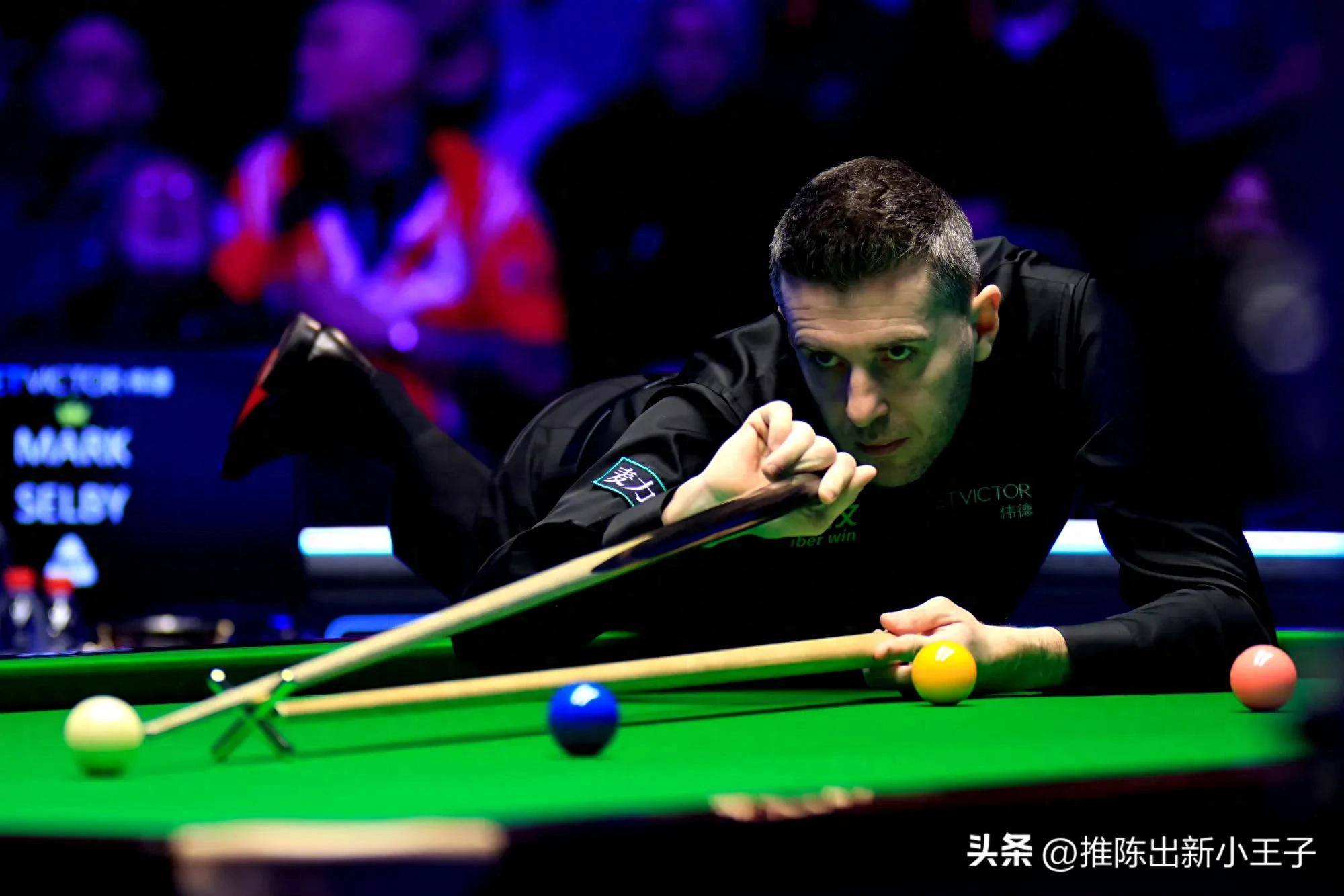 连续扳回两 连续扳回两